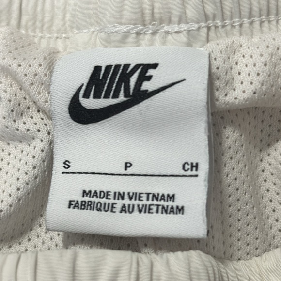 Nike sportswear tech easentials pants - Picture 4 of 6